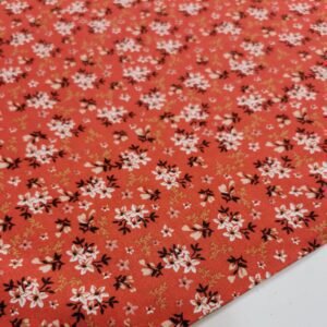 Viscosa coral con florecitas blancas y negras