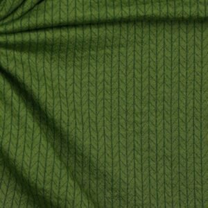 punto camiseta verde relieve de trenzas