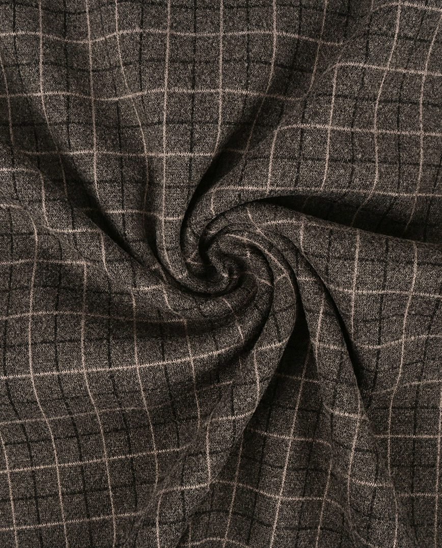 franela marrón de cuadros