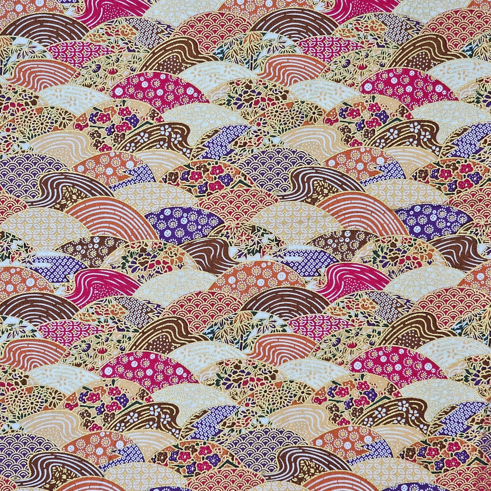 tela de abanicos con dorado