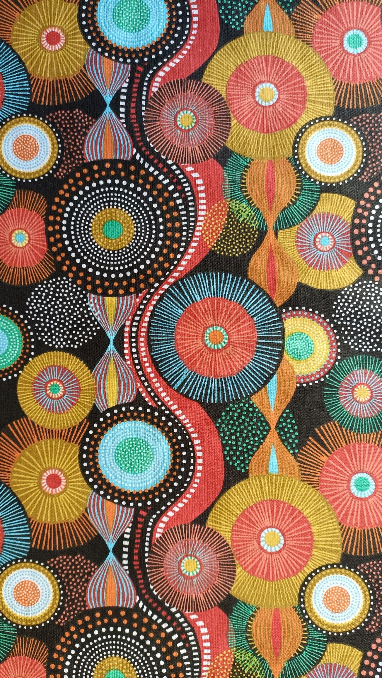 Popelín negro con círculos multicolor - Imagen 3