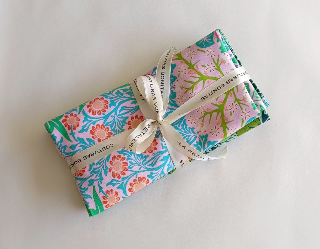 Pack Primavera de 4 fat quarter de telas de William Morris - Imagen 3