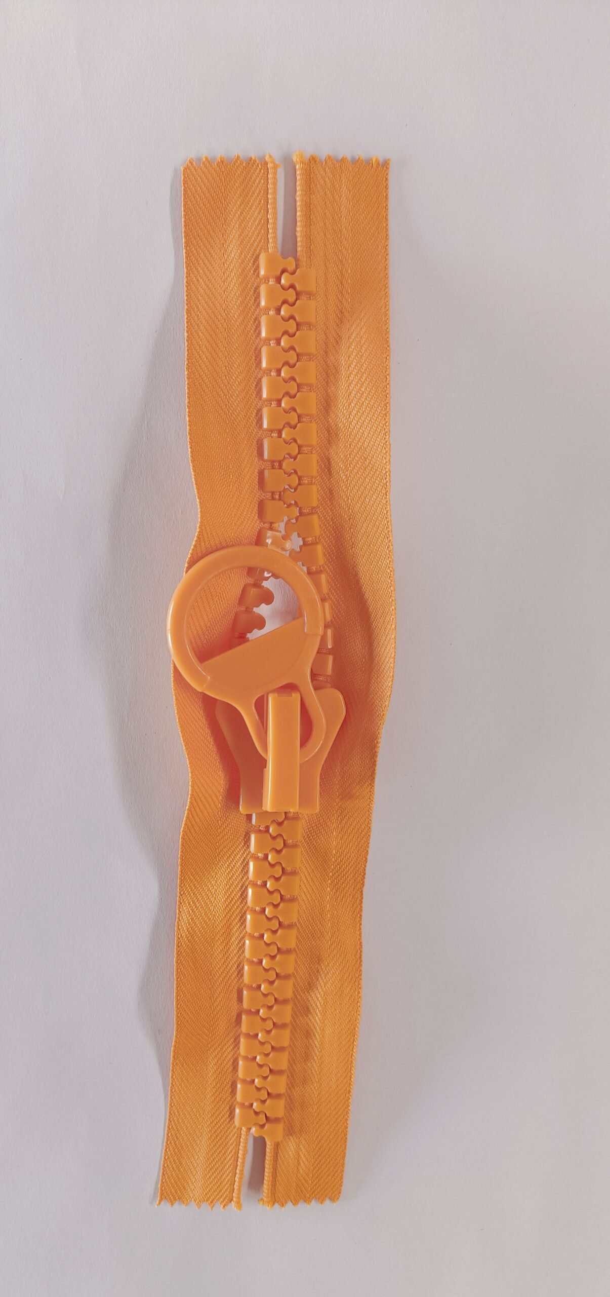 cremallera gigante naranja