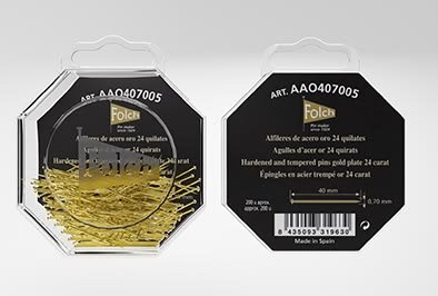 alfileres bañados en oro